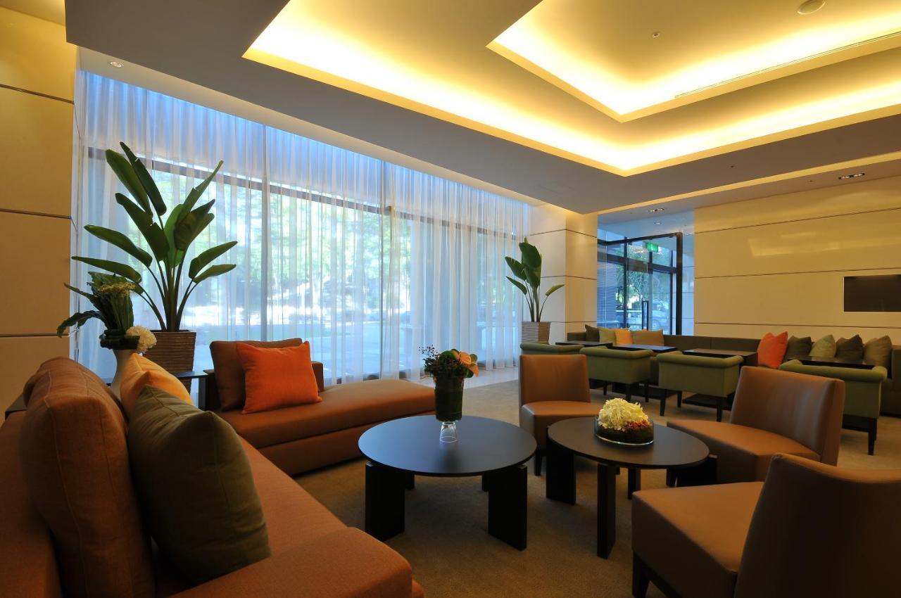 Academy Hotel Tainan Exterior foto